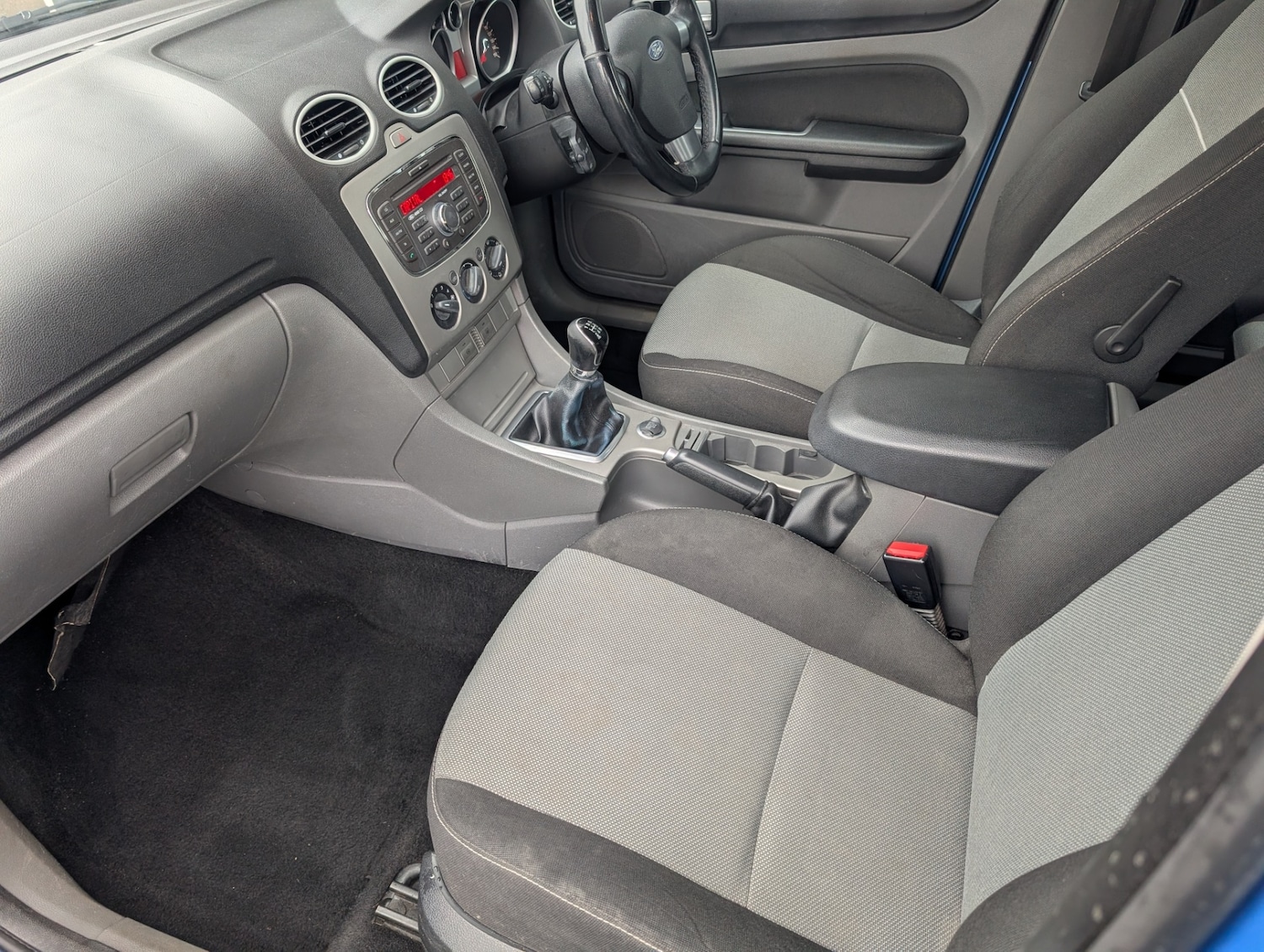 Used Ford Focus 2010 for sale - 77897129: Photo 24