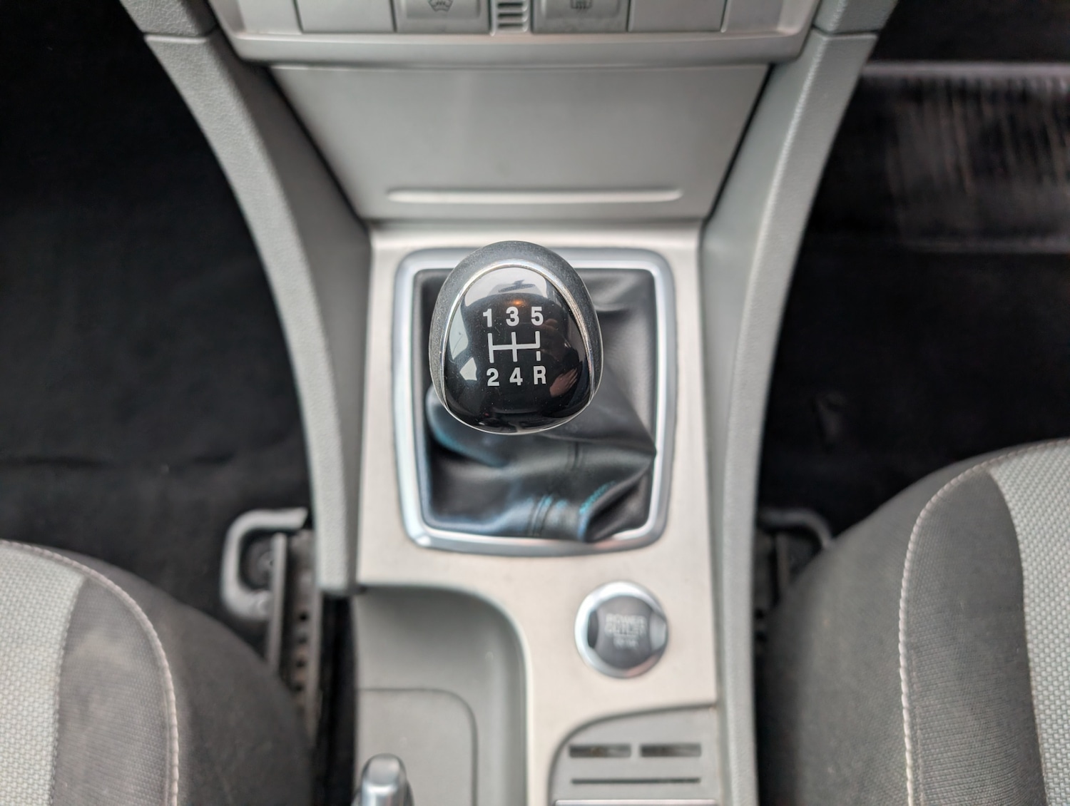 Used Ford Focus 2010 for sale - 77897129: Photo 31