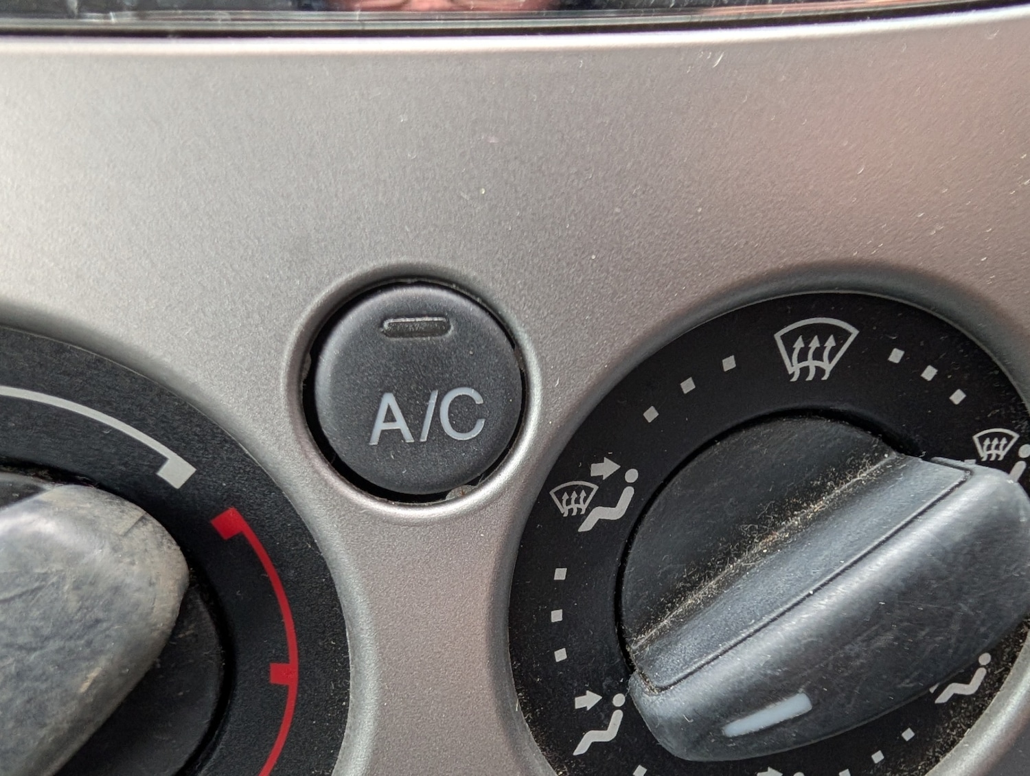 Used Ford Focus 2010 for sale - 77897129: Photo 34