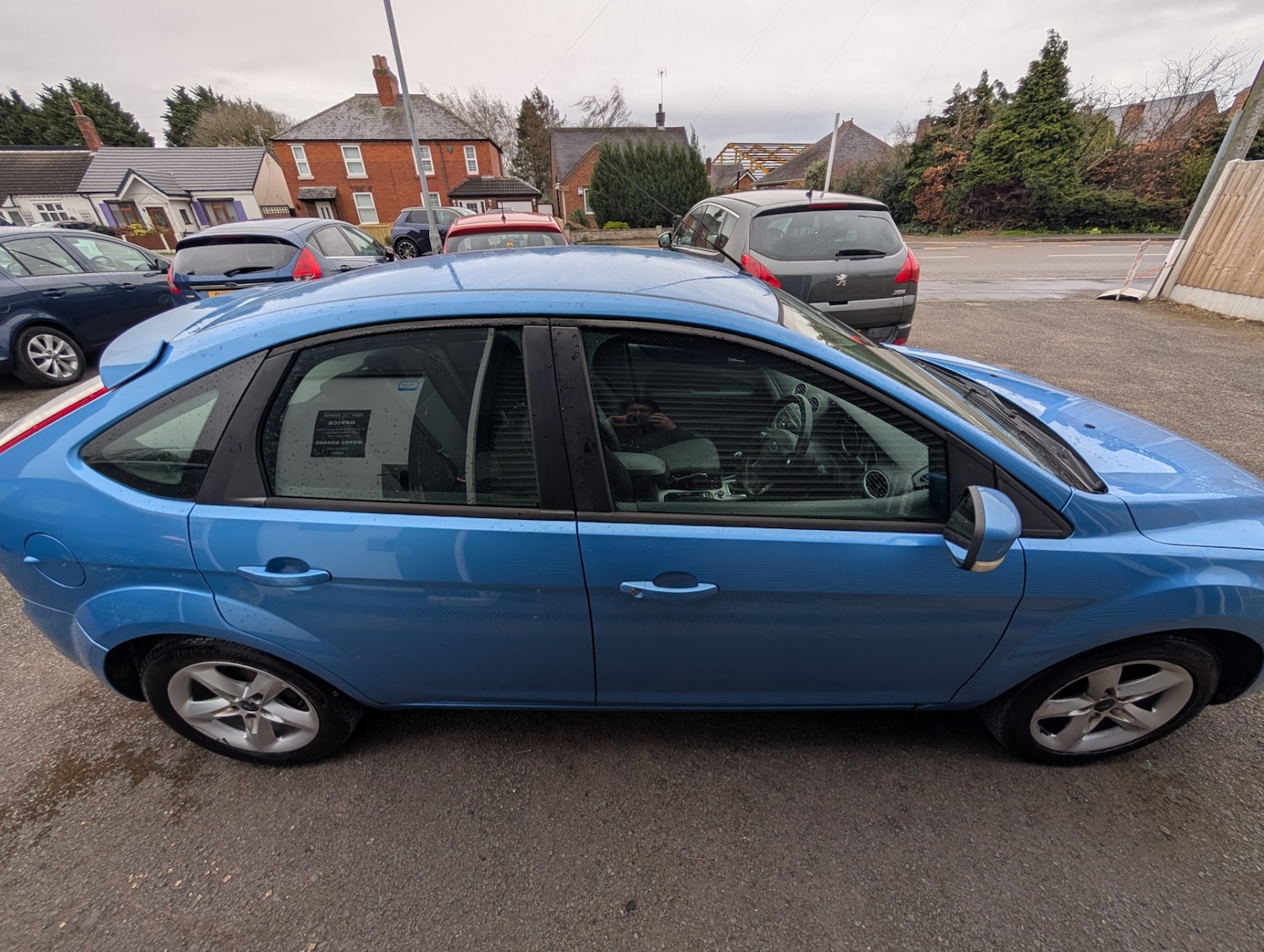 Used Ford Focus 2010 for sale - 77897129: Photo 9