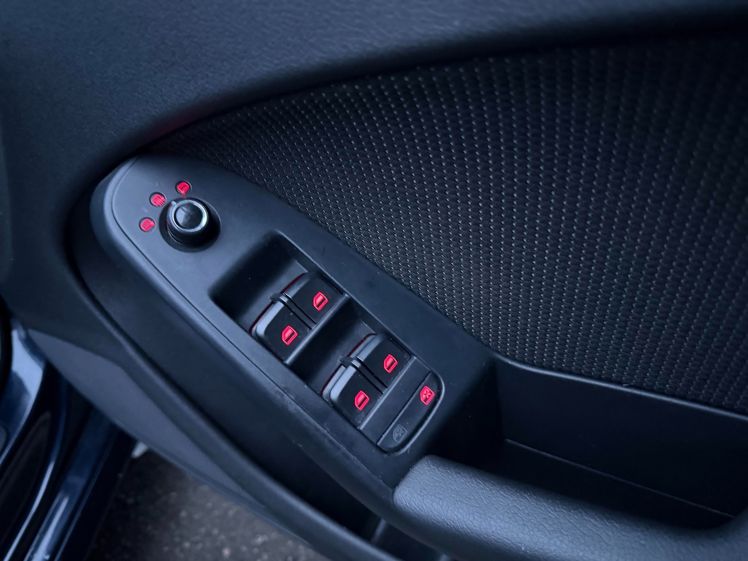 Used Audi A4 2011 for sale - 77370748: Photo 18