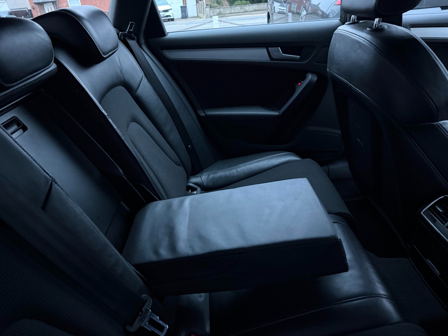 Used Audi A4 2011 for sale - 77370748: Photo 34