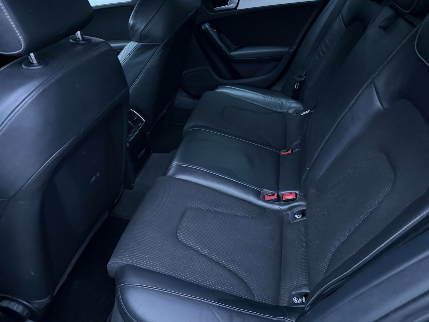 Used Audi A4 2011 for sale - 77370748: Photo 37