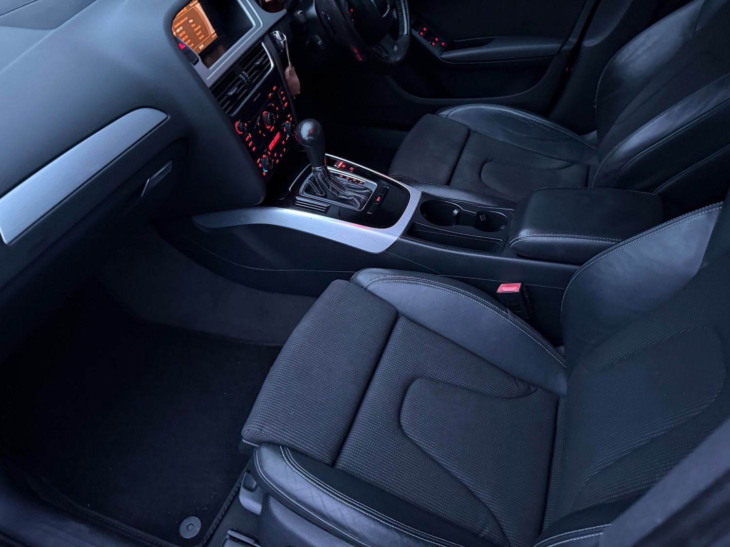 Used Audi A4 2011 for sale - 77370748: Photo 39