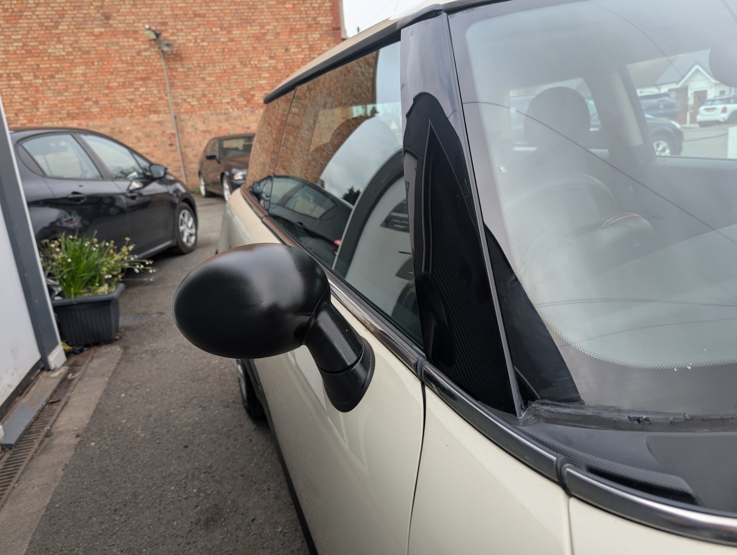 Used MINI Hatch 2011 for sale - 78046045: Photo 18