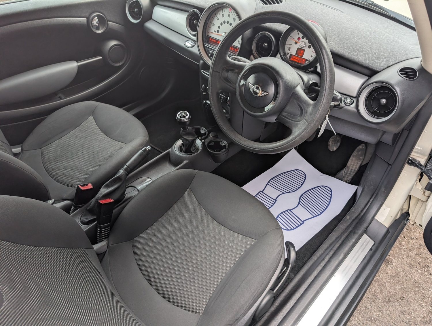 Used MINI Hatch 2011 for sale - 78046045: Photo 24