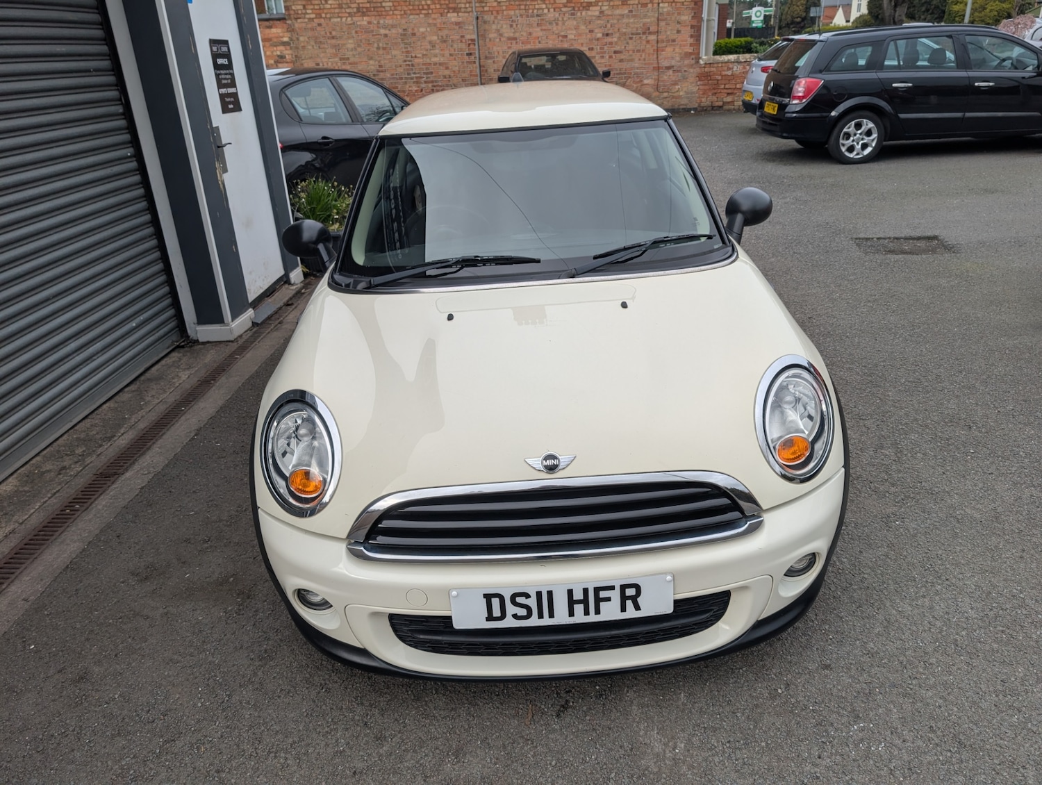 Used MINI Hatch 2011 for sale - 78046045: Photo 4