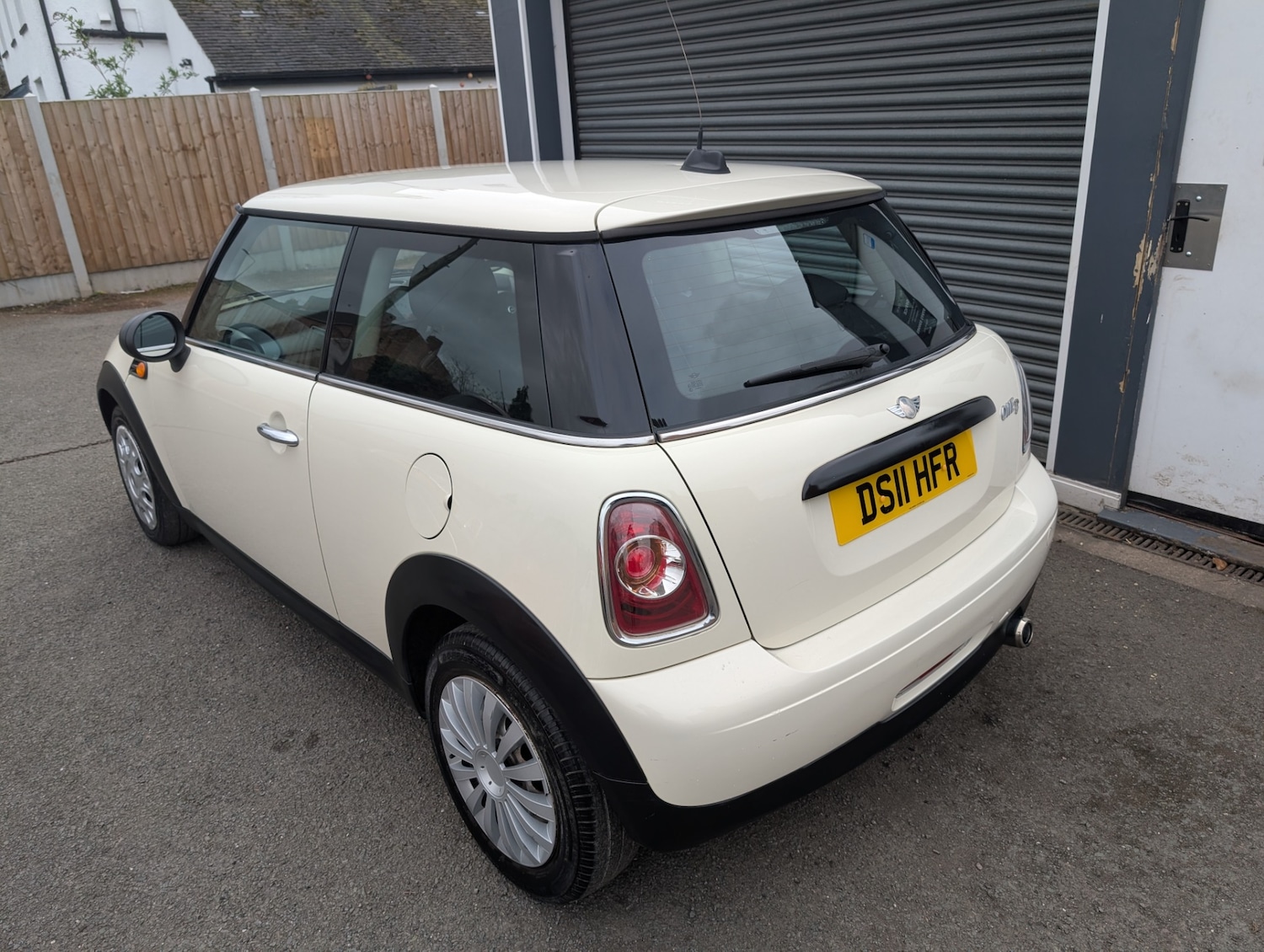 Used MINI Hatch 2011 for sale - 78046045: Photo 6