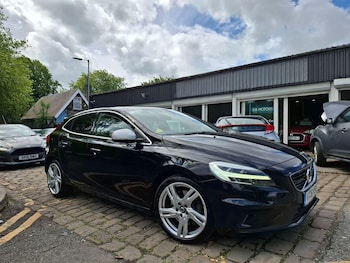 Used Volvo V40 2016 for sale - 78854405: Photo