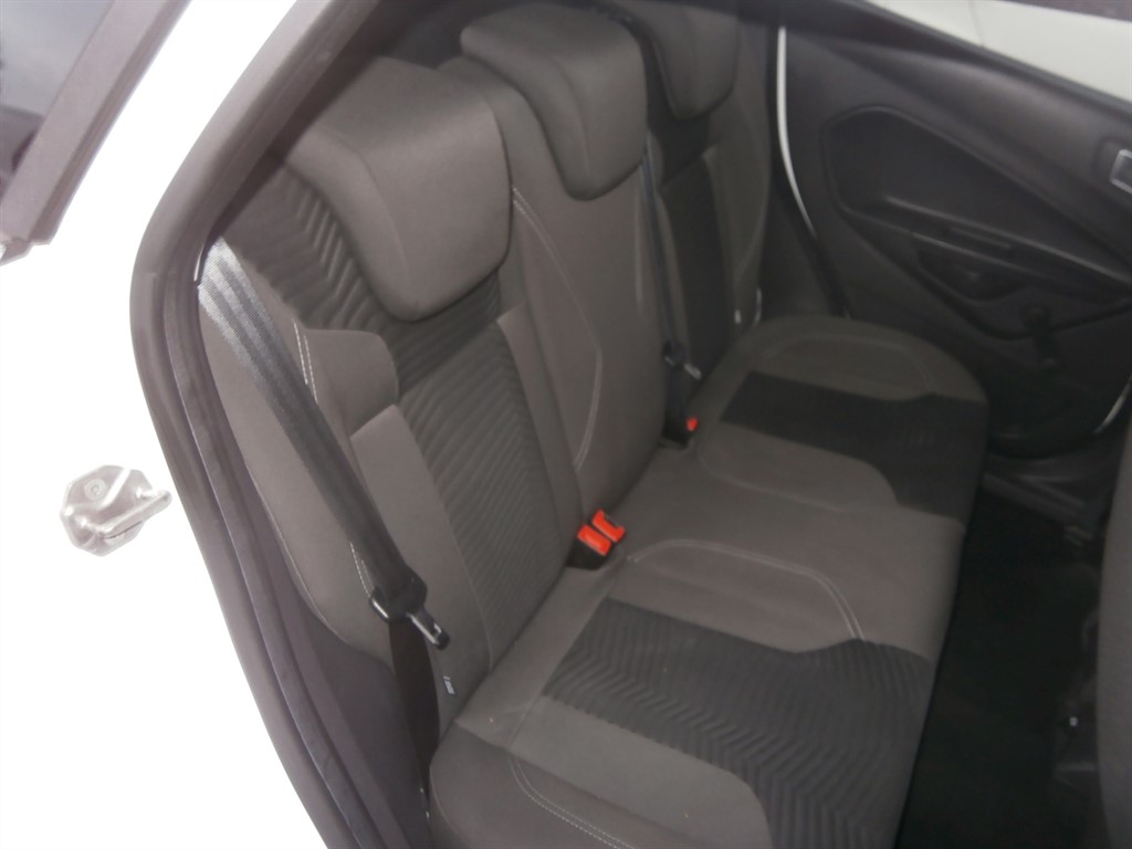 Used Ford Fiesta 2013 for sale - 76557091: Photo 14