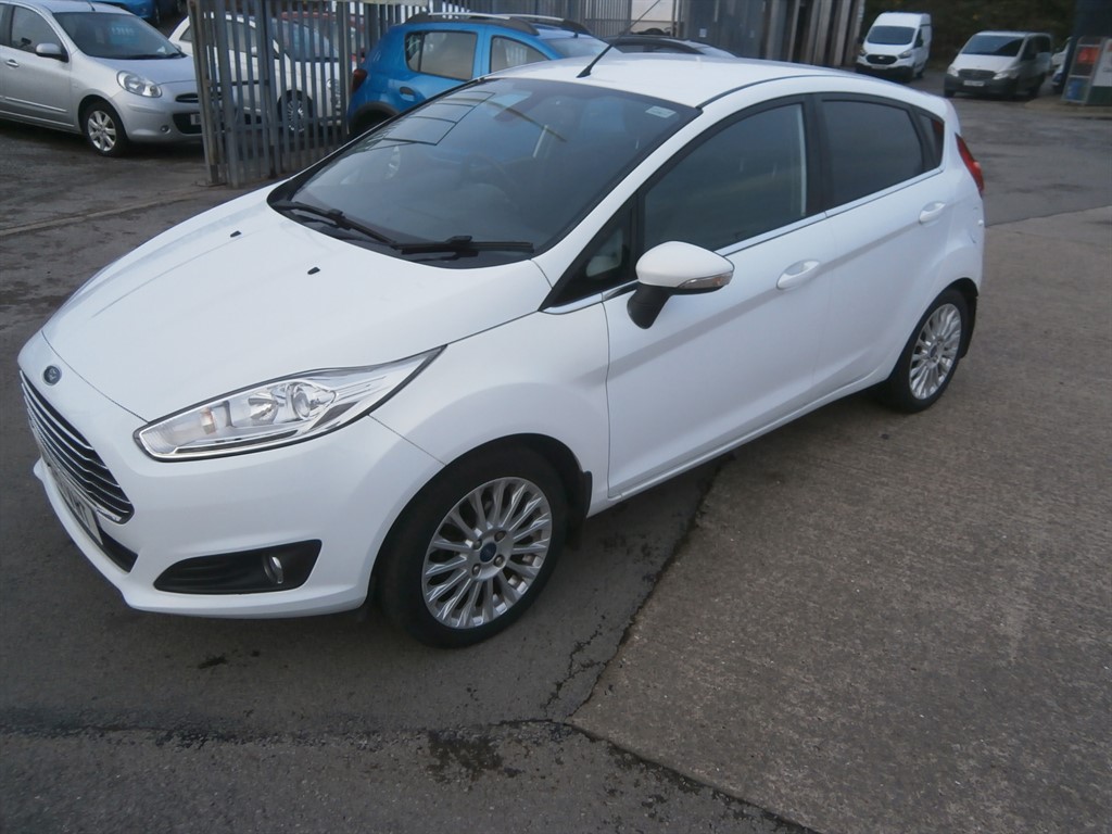 Used Ford Fiesta 2013 for sale - 76557091: Photo 2