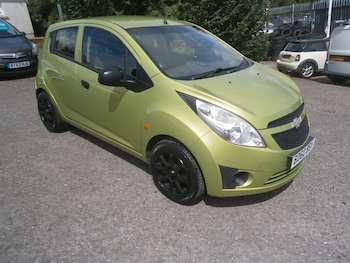 2010 - 1.0i + 5dr