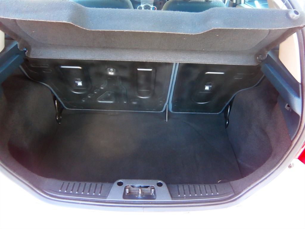 Used Ford Fiesta 2010 for sale - 77965544: Photo 11