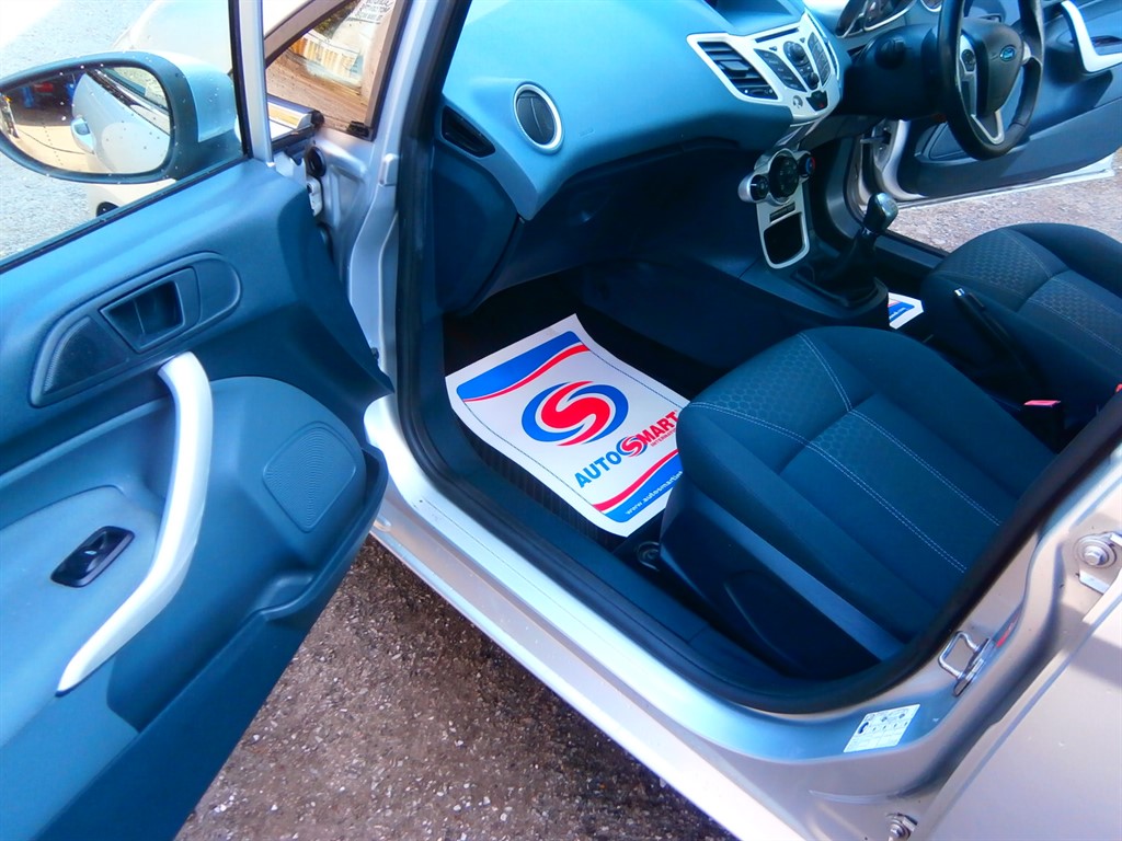 Used Ford Fiesta 2010 for sale - 77965544: Photo 21