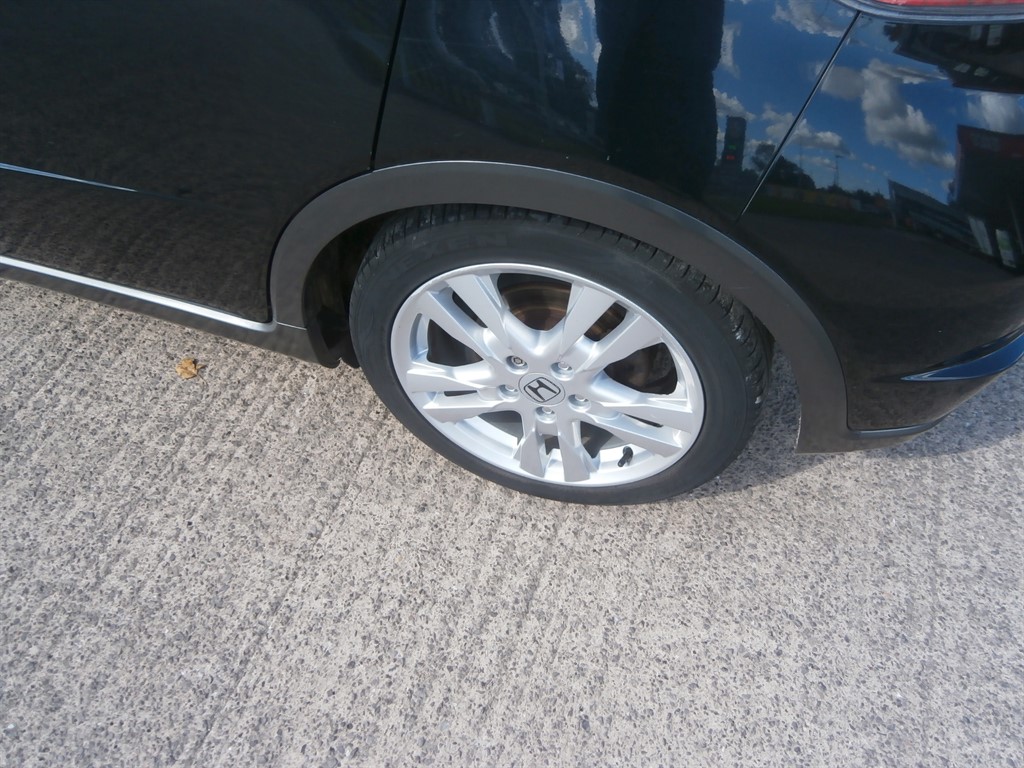 Used Honda Civic 2010 for sale - 76027889: Photo 10