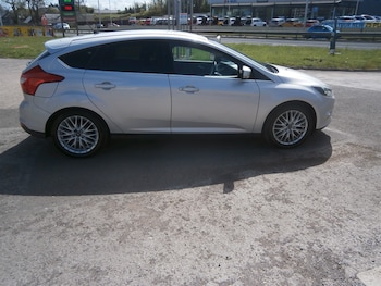 Used Ford Focus 2011 for sale - 75570426: Photo