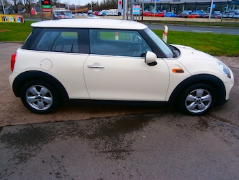 Used MINI Hatch 2016 for sale - 77607237: Photo