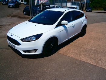 Used Ford Focus 2015 for sale - 79504658: Photo