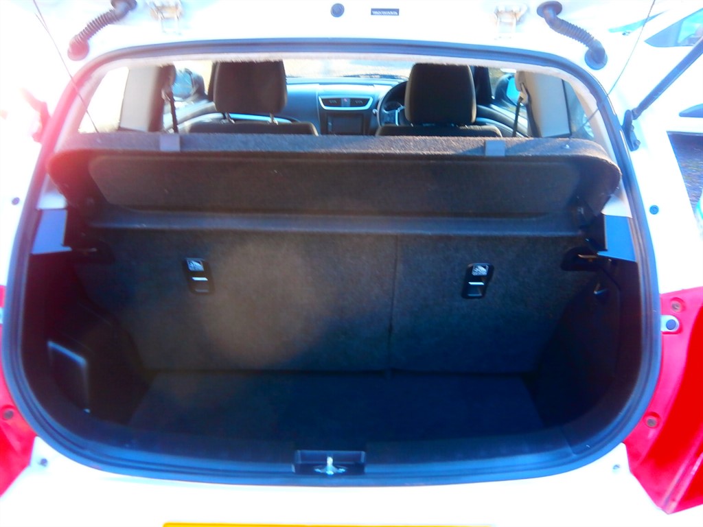 Used Suzuki Swift 2015 for sale - 77354019: Photo 10