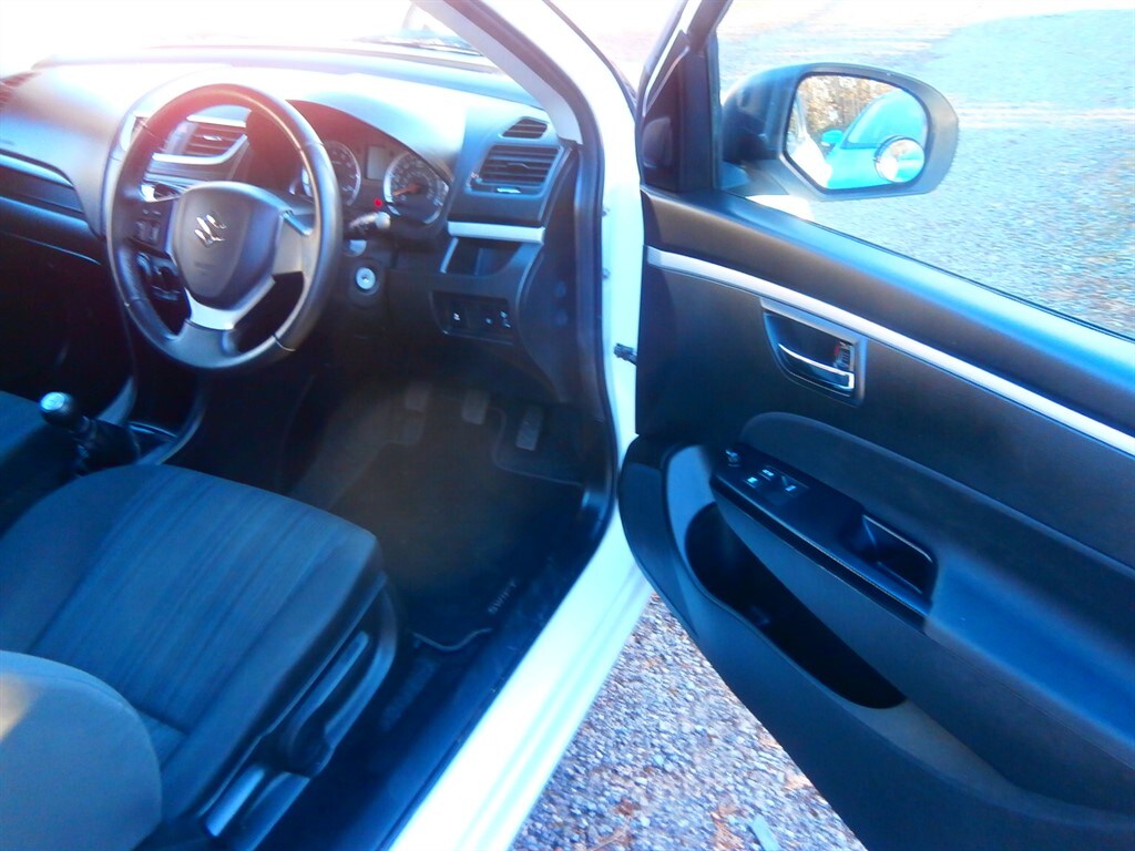 Used Suzuki Swift 2015 for sale - 77354019: Photo 12