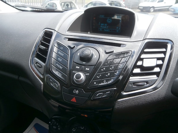 Used Ford Fiesta 2014 for sale - 75570593: Photo 19