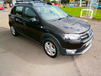 Used Dacia Sandero Stepway 2016 for sale - 79816237: Photo