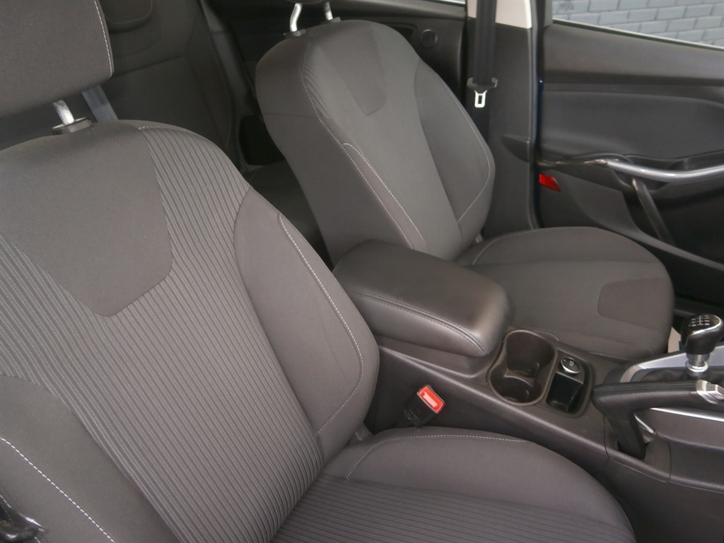 Used Ford Focus 2014 for sale - 76780506: Photo 12