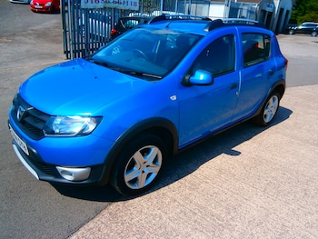 Used Dacia Sandero Stepway 2014 for sale - 79232238: Photo