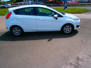Used Ford Fiesta 2015 for sale - 78656875: Photo