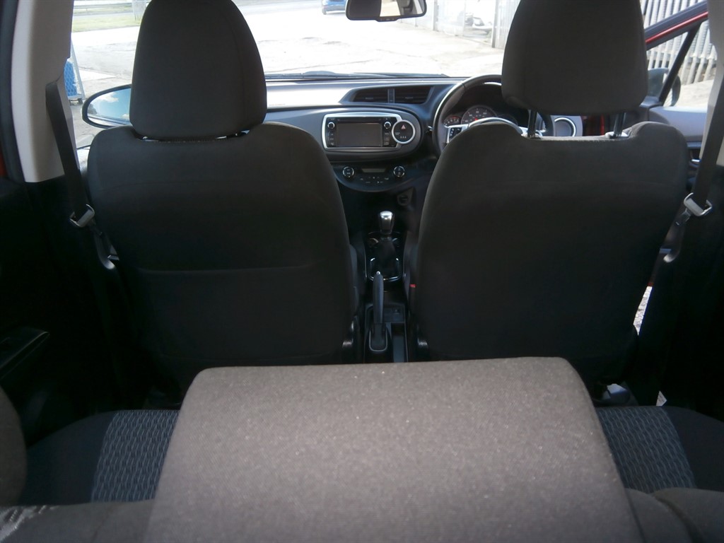 Used Toyota Yaris 2014 for sale - 76027876: Photo 15