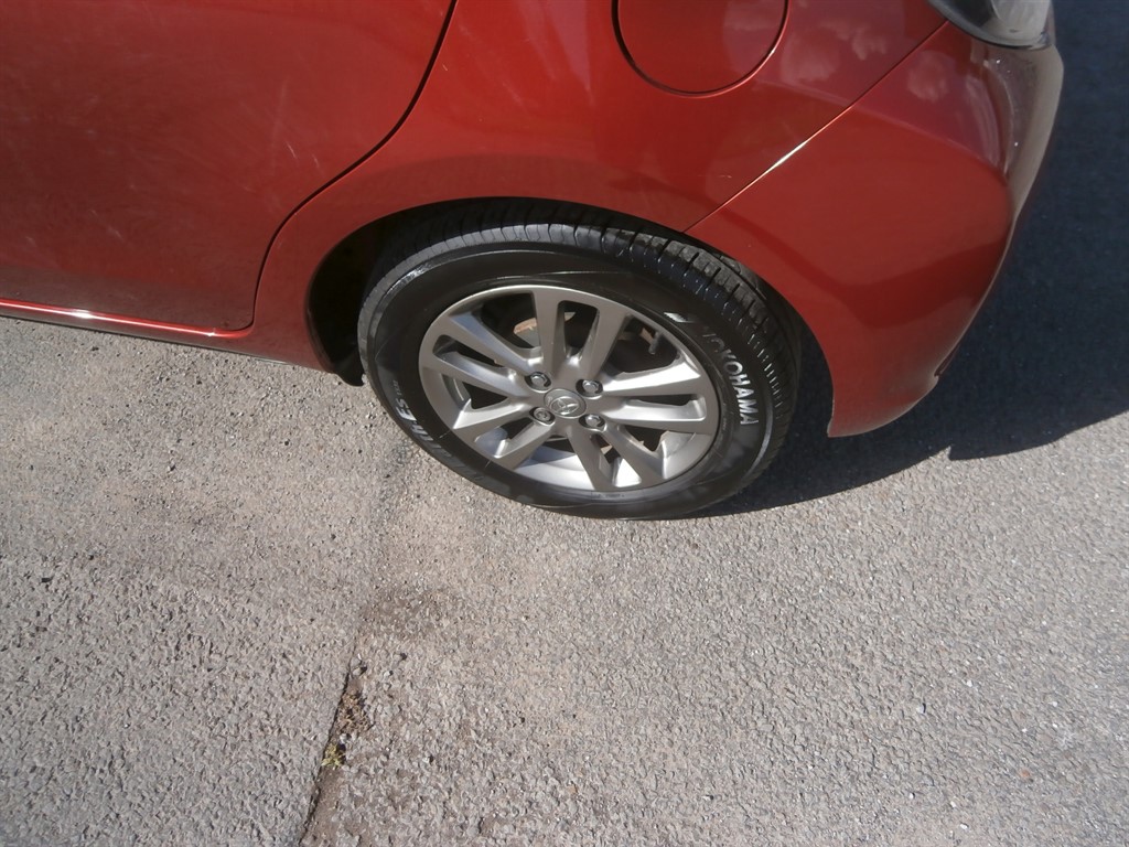 Used Toyota Yaris 2014 for sale - 76027876: Photo 8