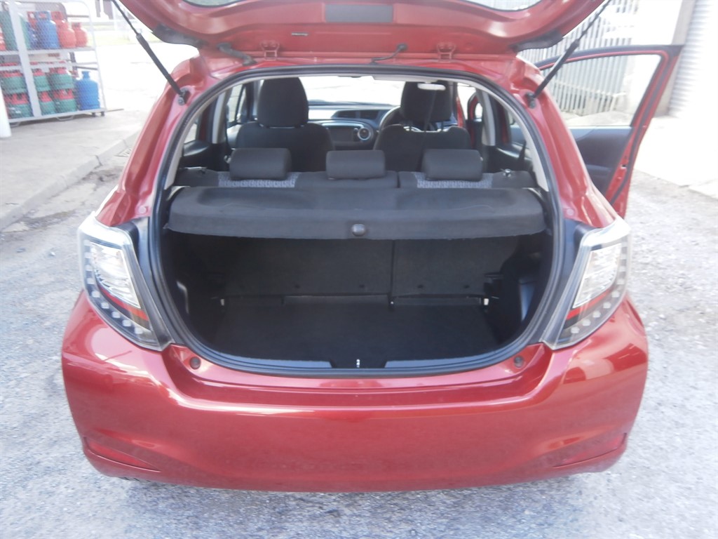 Used Toyota Yaris 2014 for sale - 76027876: Photo 9