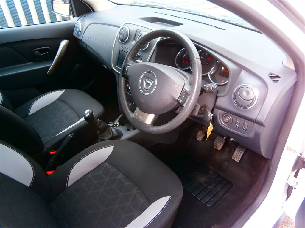 Used Dacia Sandero Stepway 2014 for sale - 78028255: Photo 10