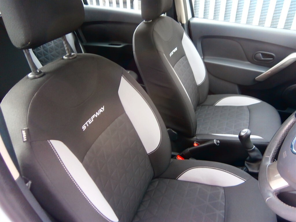 Used Dacia Sandero Stepway 2014 for sale - 78028255: Photo 12