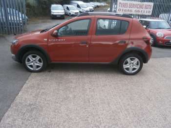 Used Dacia Sandero Stepway 2014 for sale - 75409994: Photo