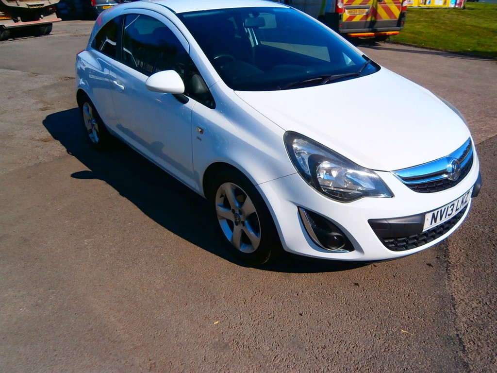 Used Vauxhall Corsa 2013 for sale - 77951010: Photo 2