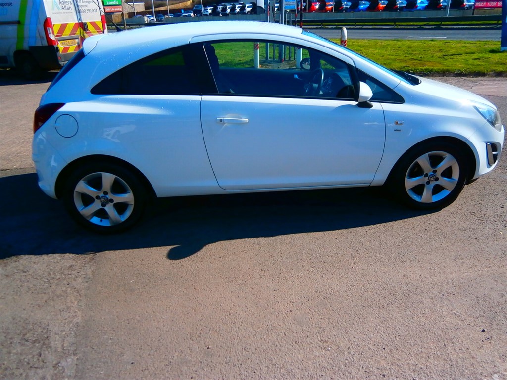 Used Vauxhall Corsa 2013 for sale - 77951010: Photo 4