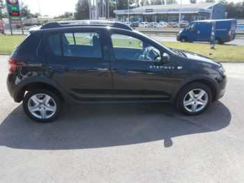 2014 - 1.5 dCi Laureate Hatchback 5dr Diesel Manual Euro 5 (90 ps)