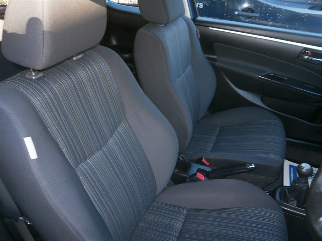 Used Suzuki Swift 2016 for sale - 76696715: Photo 15