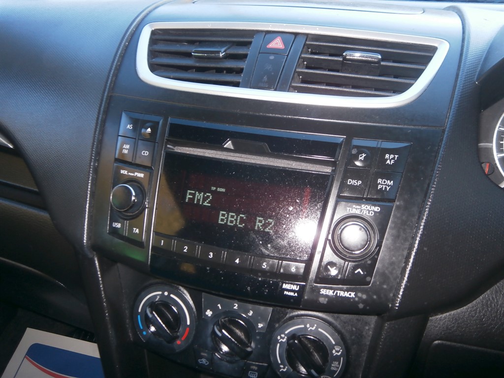 Used Suzuki Swift 2016 for sale - 76696715: Photo 18