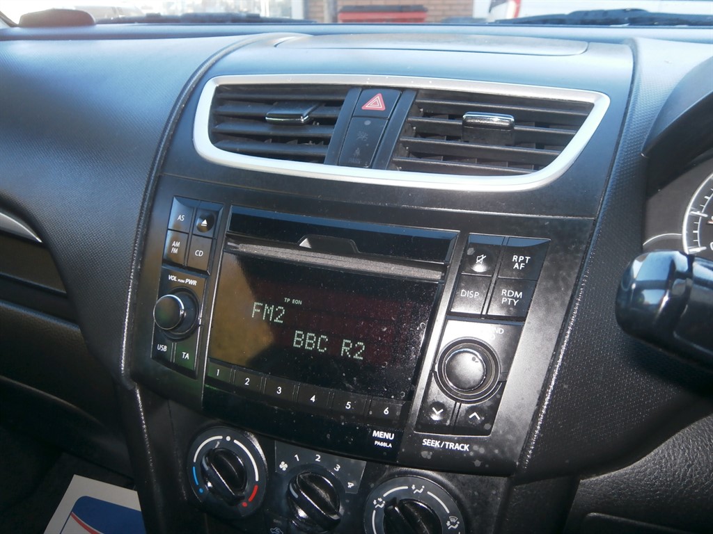 Used Suzuki Swift 2016 for sale - 76696715: Photo 21