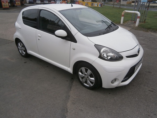 Used Toyota AYGO 2013 for sale - 76240985: Photo 1