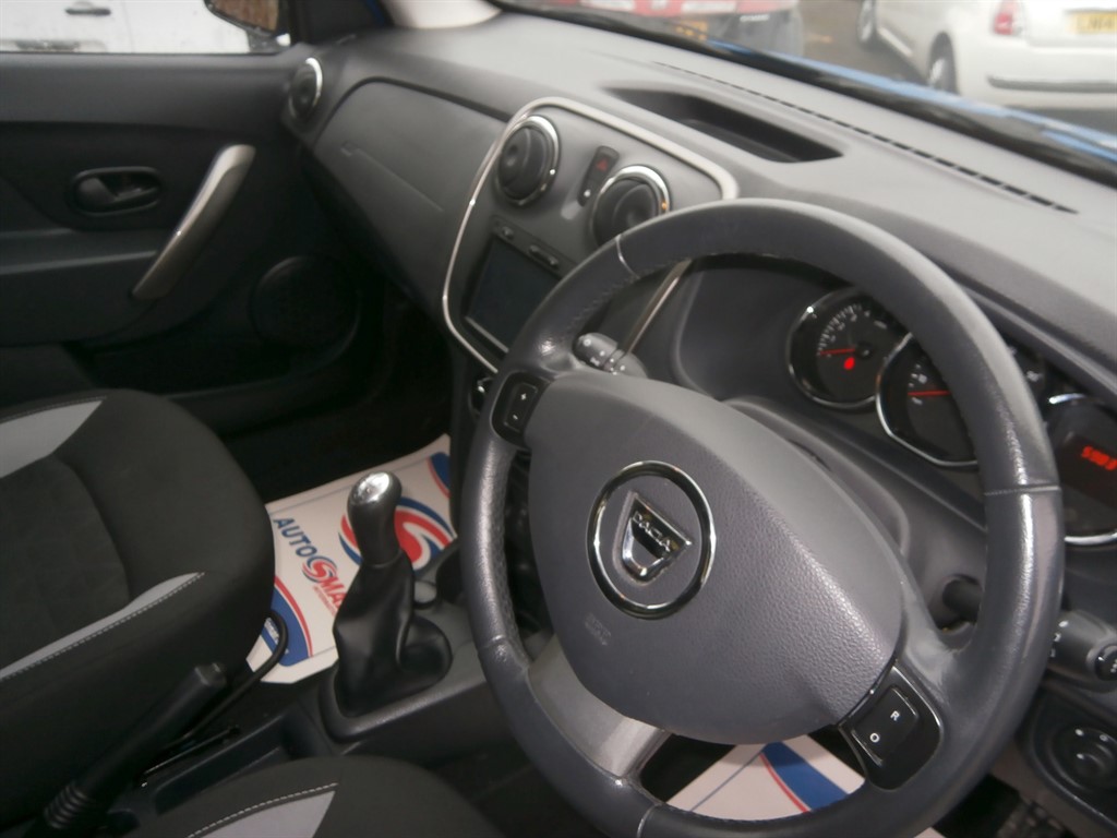 Used Dacia Sandero Stepway 2014 for sale - 77367291: Photo 12