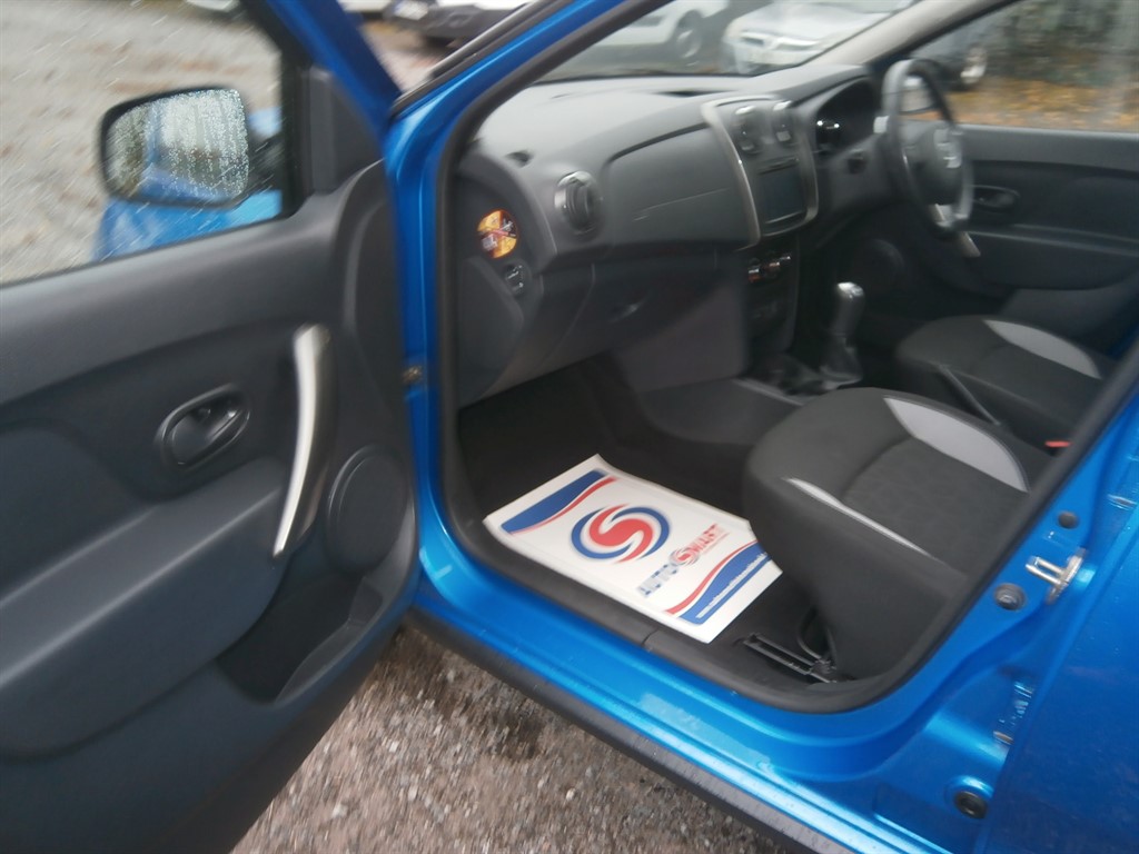 Used Dacia Sandero Stepway 2014 for sale - 77367291: Photo 16