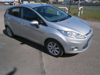 2010 - 1.25 Zetec Hatchback 5dr Petrol Manual (129 g/km, 81 bhp)