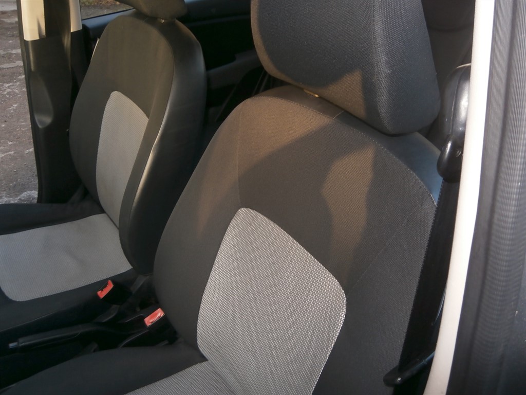 Used Hyundai i10 2010 for sale - 76933387: Photo 16