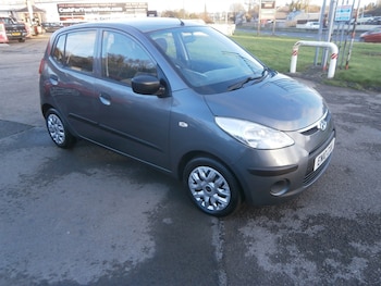 Used Hyundai i10 2010 for sale - 76933387: Photo