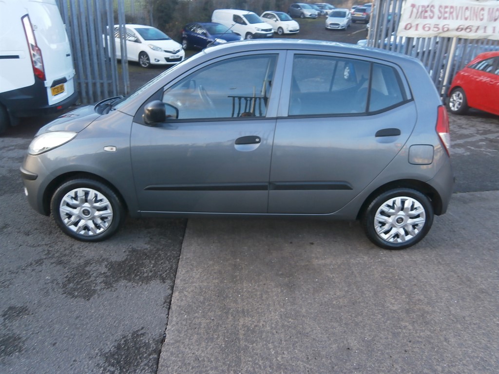 Used Hyundai i10 2010 for sale - 76933387: Photo 4