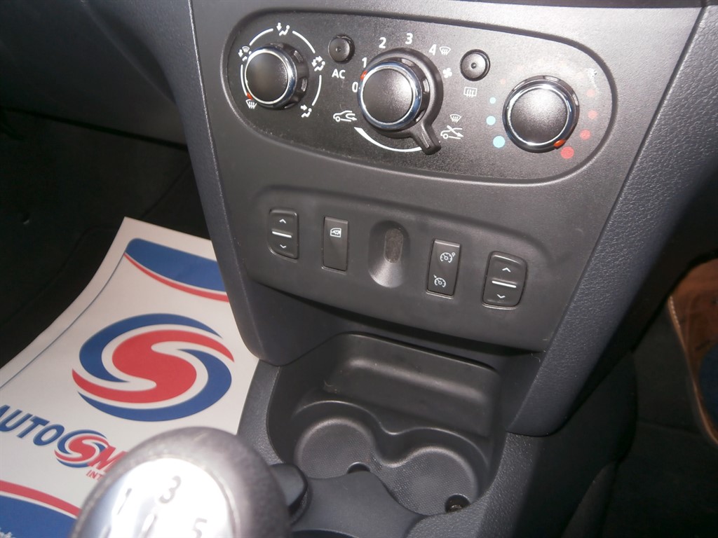 Used Dacia Sandero Stepway 2015 for sale - 76960379: Photo 19