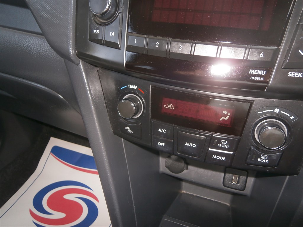 Used Suzuki Swift 2012 for sale - 76532335: Photo 21